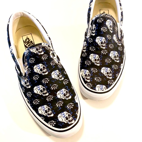 Men’s | Vans | Flash Skulls Classic Slip-On | Black/White/Blue | 11 - Picture 2 of 9